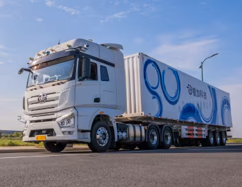 FAW Jiefang J7 Eagle 6×4 Tractor '2017–н.в.