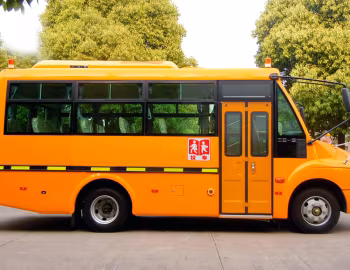 FAW Jiefang School Bus (CA6680PFD81N)