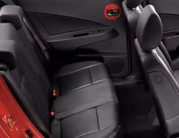 Интерьер FAW Oley Sportback (A131) '2013–15