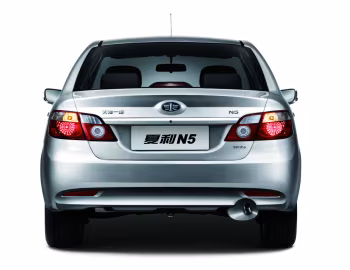 FAW Xiali N5 (X123) '2009–13