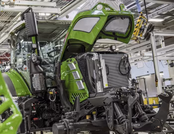 Sous la capuche Fendt 516 Vario [Worldwide] '2012–pr.