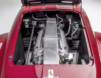 Sous la capuche Ferrari 125 Sport (#01C) '03.1947