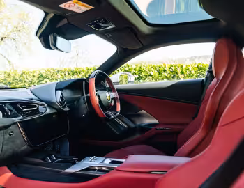 Интерьер Ferrari 12Cilindri [UK-spec] (F167) '2024–н.в.
