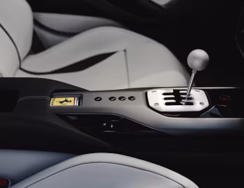 Интерьер Ferrari 12Cilindri Manuale (F167) '2026