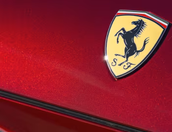Logo Ferrari 12Cilindri Spider [UK-spec] (F167A) '2024–pr.