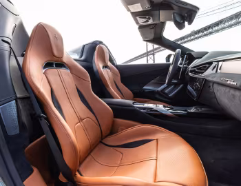 Интерьер Ferrari 12Cilindri Spider [Worldwide] (F167A) '2024–н.в.