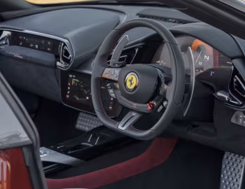 Panneau avant Ferrari 12Cilindri Spider [UK-spec] (F167A) '2024–pr.