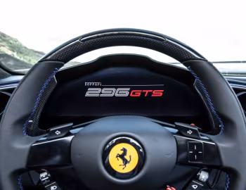 Tableau de bord Ferrari 296 GTS [Worldwide] (F171) '2022–pr.