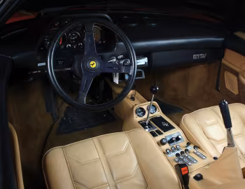 Интерьер Ferrari 308 GTSi [North America] '1980–83
