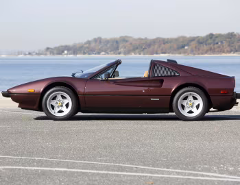 Ferrari 308 GTS Quattrovalvole [North America] '1982–85