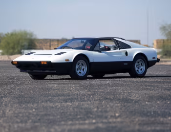 Ferrari 308 GTS Quattrovalvole with option "Boxer Colour Scheme" [North America] '1982–85