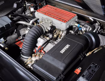 Sous la capuche Ferrari 328 GTS [UK-spec] '1985–89