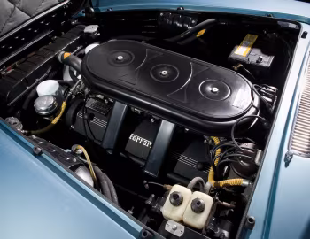 Sous la capuche Ferrari 330 GT 2+2 [Worldwide] (Series I) '11.1963–04.1965