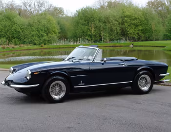 Ferrari 330 GTS [UK-spec] '1966–68