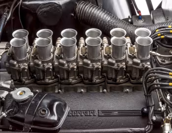 Sous la capuche Ferrari 330 LM Berlinetta (#4381SA) '03.1963