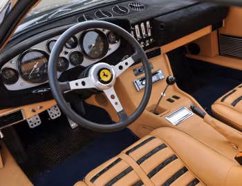 Интерьер Ferrari 365 GTB/4 "Daytona" [Worldwide] '1971–73