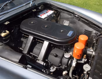 Bajo el capó Ferrari 365 GTC [UK-spec] '1968–69