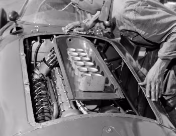 Пад капотам Ferrari 412 MI '1958