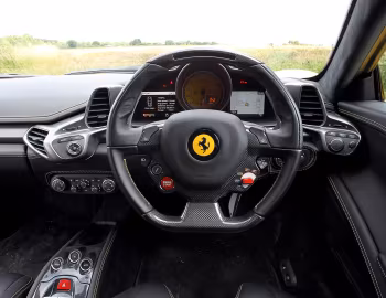 Panneau avant Ferrari 458 Italia [UK-spec] '2010–15