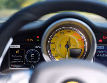 Камбінацыя прыбораў Ferrari 488 GTB "The Wedding Gift" (#233369) '2018