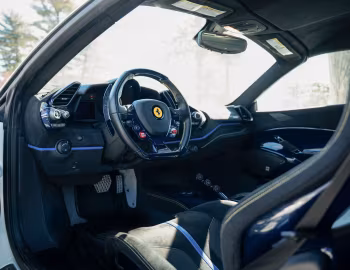 Интерьер Ferrari 488 Pista Spider [North America] '2018–20