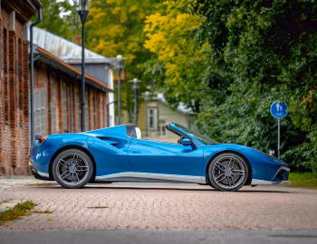 Ferrari 488 Spider Tailor Made "Ispirata da Riva" (#239660) '2017