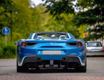 Ferrari 488 Spider Tailor Made "Ispirata da Riva" (#239660) '2017