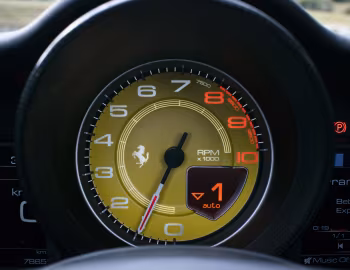 仪表台 Ferrari 488 Spider [Australia] '2016–19