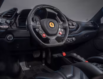 Интерьер Ferrari 488 Spider [North America] '2016–19