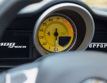 Tableau de bord Ferrari 488 Spider "Bold Yellow" (#226326) '2017
