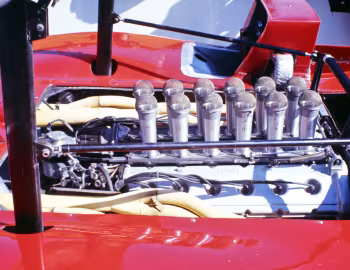 Под капотом Ferrari 612 Can-Am (#0866) '1968