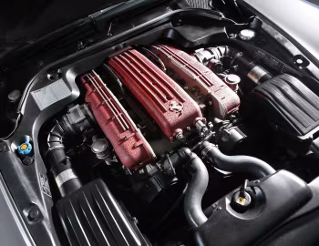 Bajo el capó Ferrari 612 Scaglietti Sessanta [UK-spec] '2007