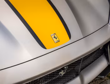Логотип Ferrari 812 Competizione [UK-spec] '2021–н.в.