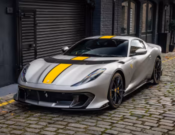 Ferrari 812 Competizione [UK-spec] '2021–н.в.