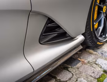 Ferrari 812 Competizione [UK-spec] '2021–н.в.