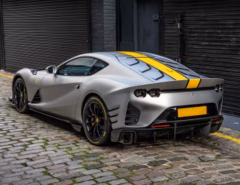Ferrari 812 Competizione [UK-spec] '2021–н.в.