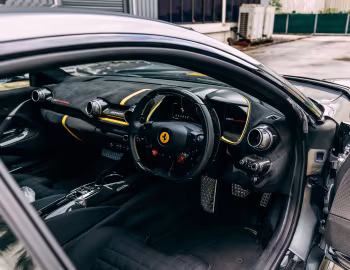 Торпедо Ferrari 812 Competizione [Asia RHD] '2021–н.в.
