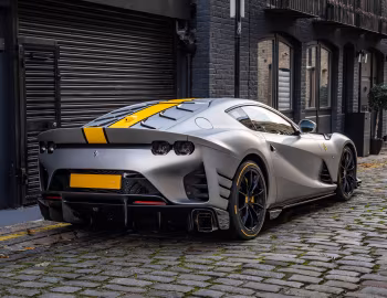 Ferrari 812 Competizione [UK-spec] '2021–н.в.