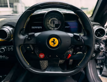 Торпедо Ferrari 812 Competizione [Asia RHD] '2021–н.в.