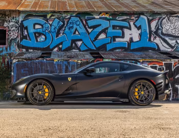 Ferrari 812 Competizione [North America] '2021–pr.
