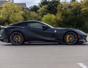 Ferrari 812 Competizione [North America] '2021–pr.