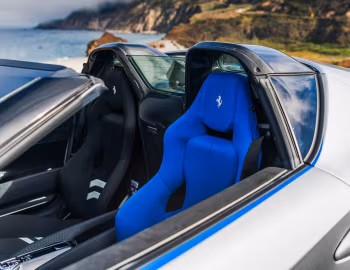 Интерьер Ferrari 812 Competizione A Tailor Made [North America] '2021–н.в.