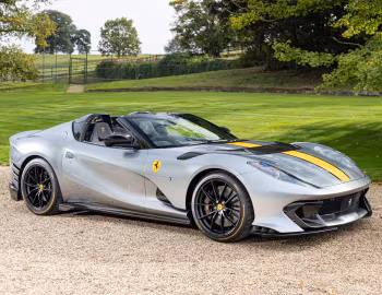 Ferrari 812 Competizione A [UK-spec] '2021–pr.