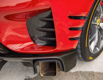 Ferrari 812 Competizione A [North America] '2021–pr.