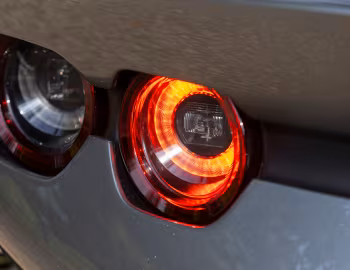 Ferrari 812 Competizione A [UK-spec] '2021–pr.