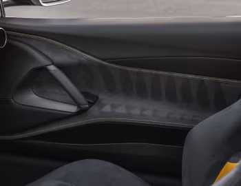 Intérieur Ferrari 812 GTS Tailor Made "inspired by raw aluminum" (#271222) '09.2021