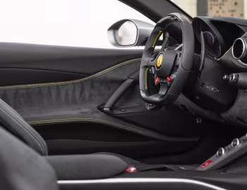 Intérieur Ferrari 812 GTS Tailor Made "inspired by raw aluminum" (#271222) '09.2021