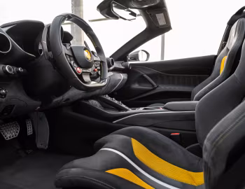 Intérieur Ferrari 812 GTS Tailor Made "inspired by raw aluminum" (#271222) '09.2021