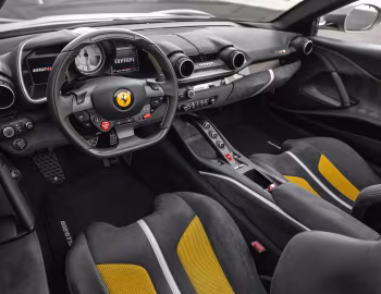 Intérieur Ferrari 812 GTS Tailor Made "inspired by raw aluminum" (#271222) '09.2021