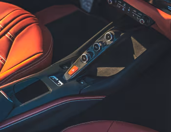 内饰 2021–24 Ferrari 812 GTS [North America] '2020–24
